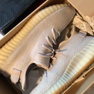 Yeezy boost 350 V2 “sesame” size 11